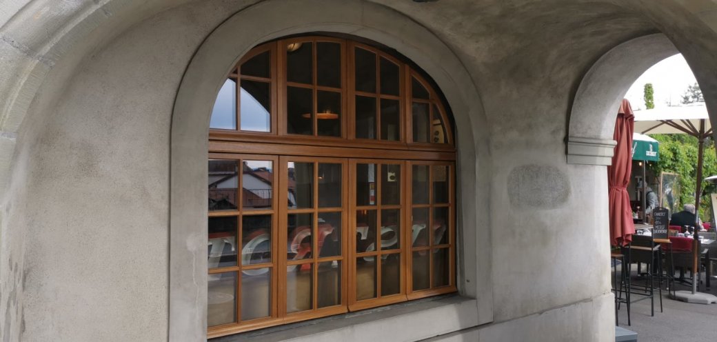 fenetres_apres-renovations_vieux-lausanne