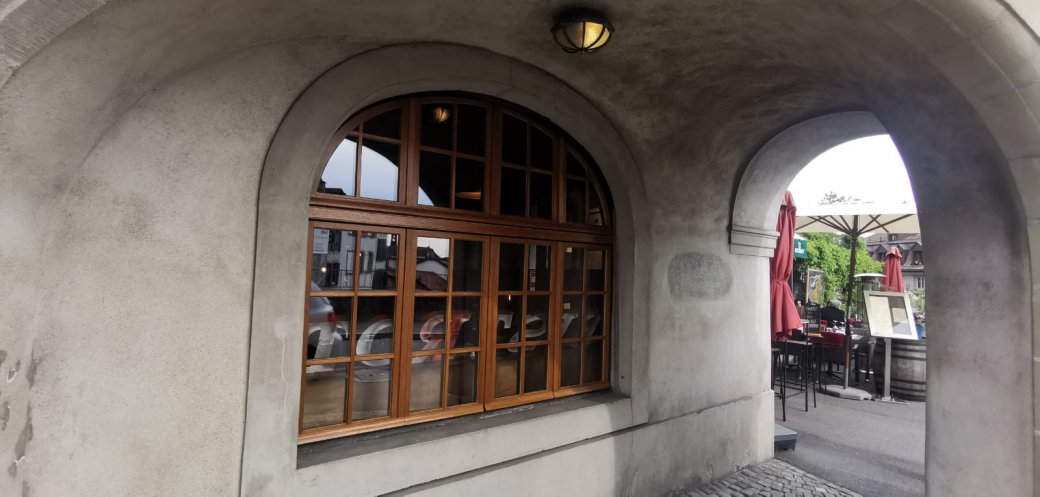 fenetres_apres_renovations_1_vieux-lausanne